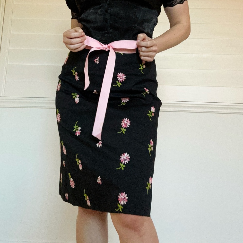 Shoshanna pink ribbon belted floral pencil skirt